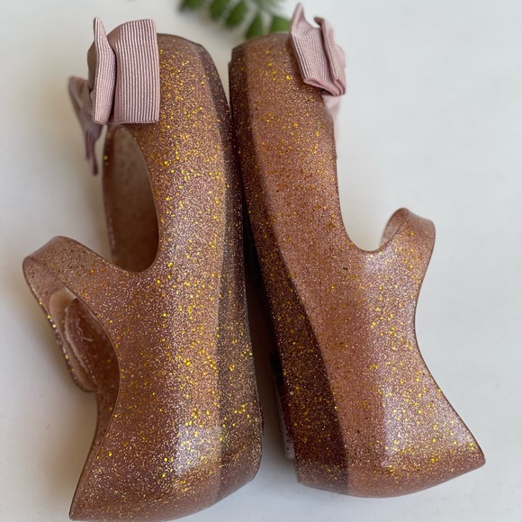 Mini Melissa 🌸toddler 8 rose gold glittery - Picture 5 of 7